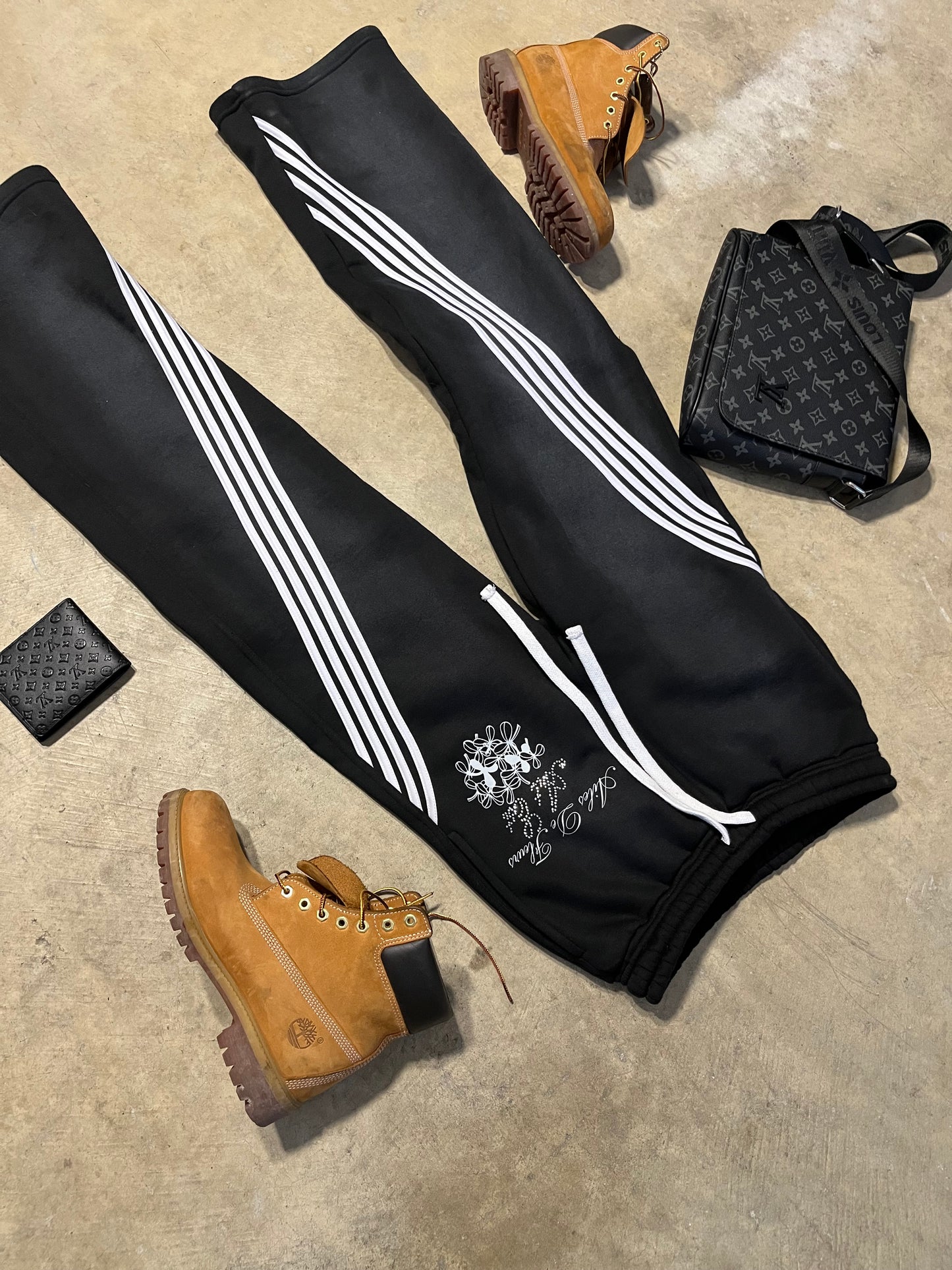 Black “Fleurs” Sweats